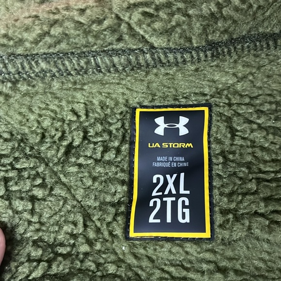 Under armour storm lightweight jacket - Picture 4 of 4